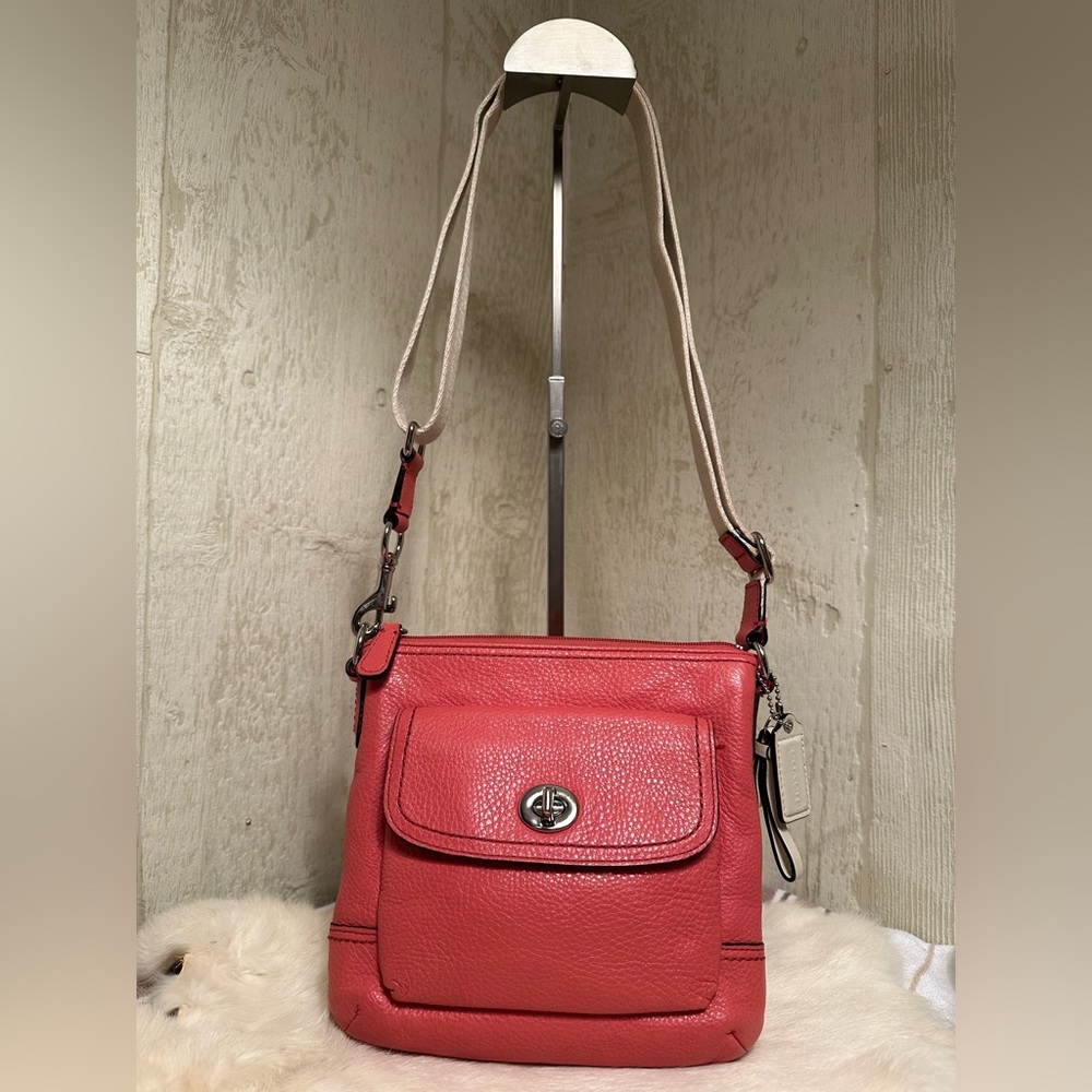 COACH Watermelon Leather Crossbody Bag - Vintage - Picture 2 of 8